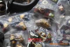 通石THS5150TJX抽油機檢修車用的濰柴WD615.50發動機的修理及配件