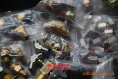 福建FJ5121GQX清洗車用的康明斯EQB160-20發動機的配件及大修