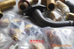 萊斯LES5250TYJZHD大型應(yīng)急通信指揮車用的康明斯C260 20發(fā)動機的配件及修理