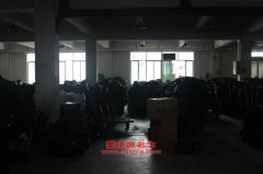 新飛XKC5230XQY4L爆破器材運(yùn)輸車用的康明斯ISDe245 40發(fā)動機(jī)的配件及修理