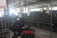 齊星QX5120XSY野外宿營車用的康明斯ISDe185 30發(fā)動(dòng)機(jī)的配件及維修